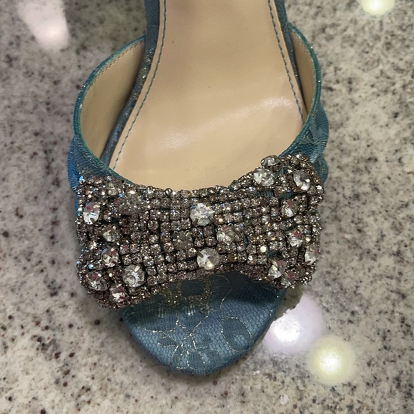 Betsey Johnson blue heel - Picture 5 of 5